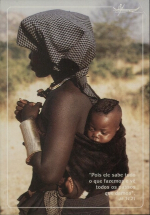 Mãe em Kaitovo, tribo Mucubal (Angola)