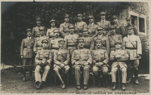 Grupo de Oficiais em Cherburgo
